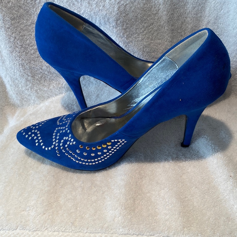 Woman’s shoe